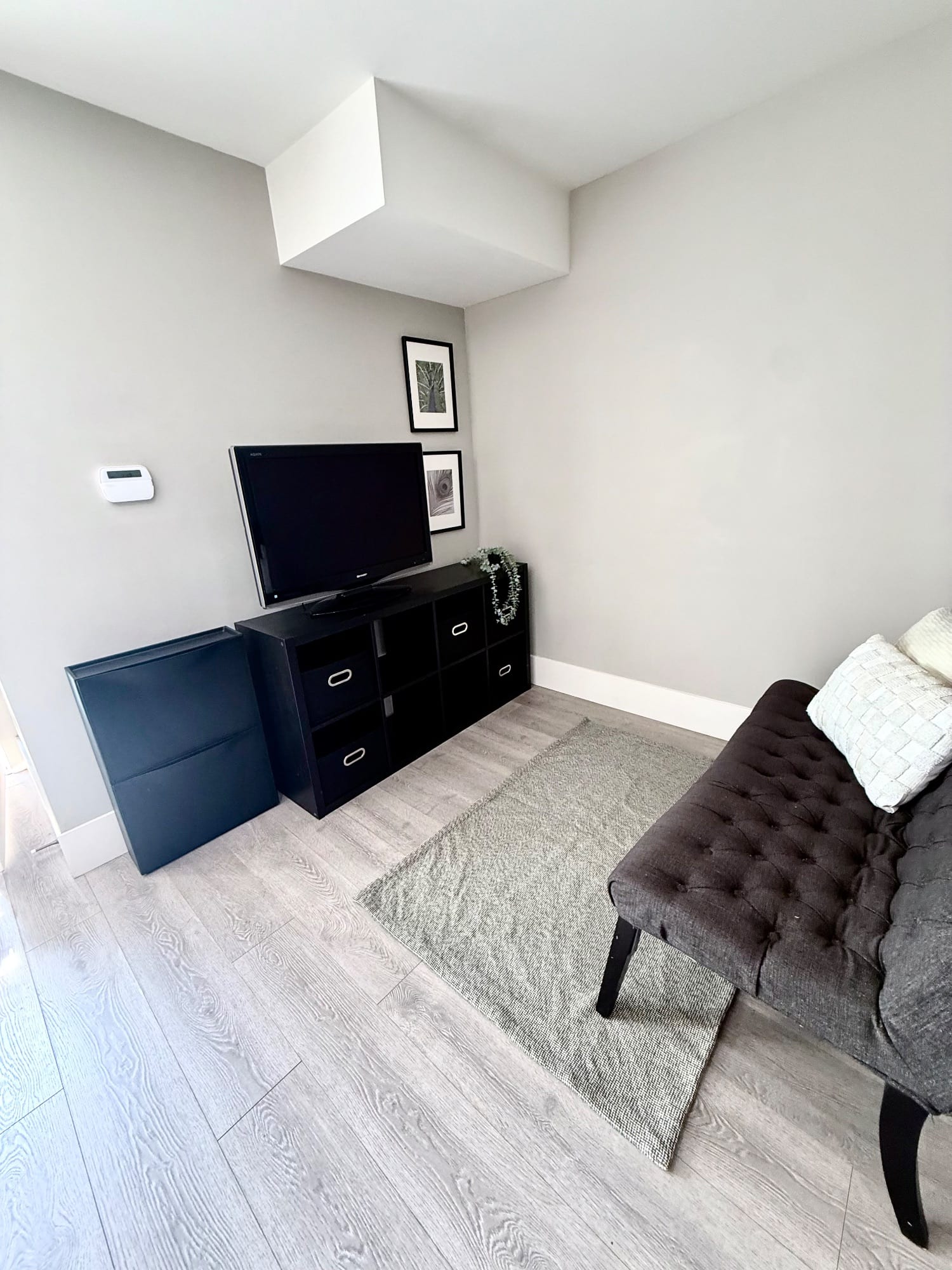 Oakridge · Room 5 — photo 6 of 12