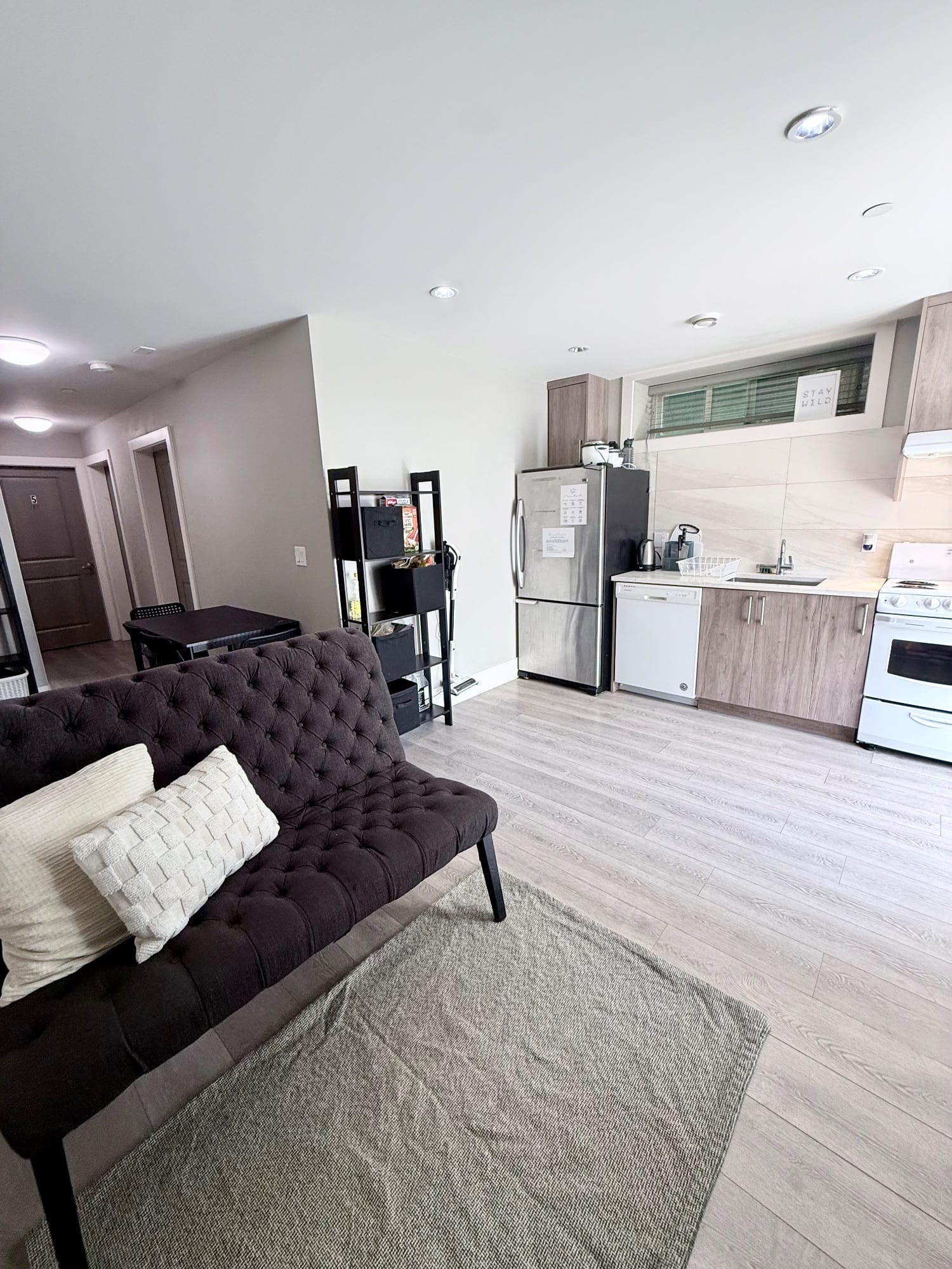 Oakridge · Room 5 — photo 7 of 12